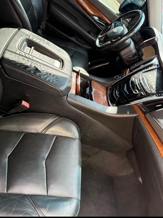 2016 Cadillac Escalade 4th Gen - Image 8 of 8