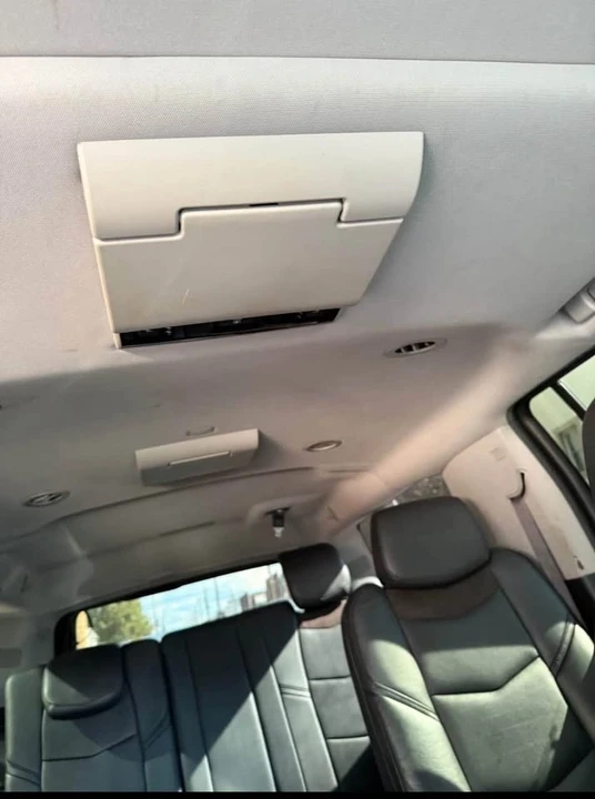 2016 Cadillac Escalade 4th Gen - Image 7 of 8