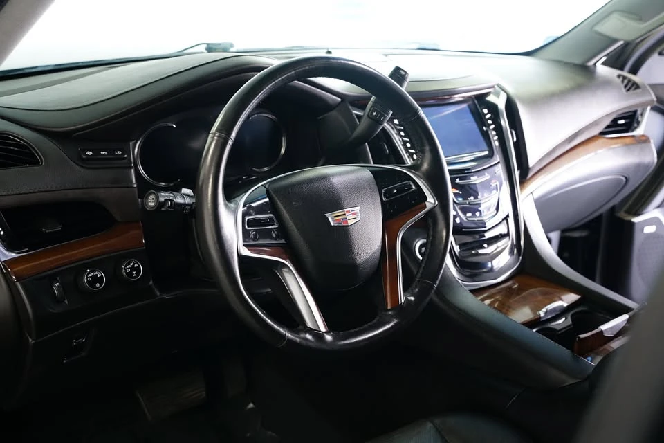 2016 Cadillac Escalade 4th Gen - Image 7 of 19