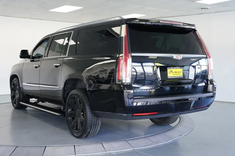 2016 Cadillac Escalade 4th Gen - Image 3 of 19