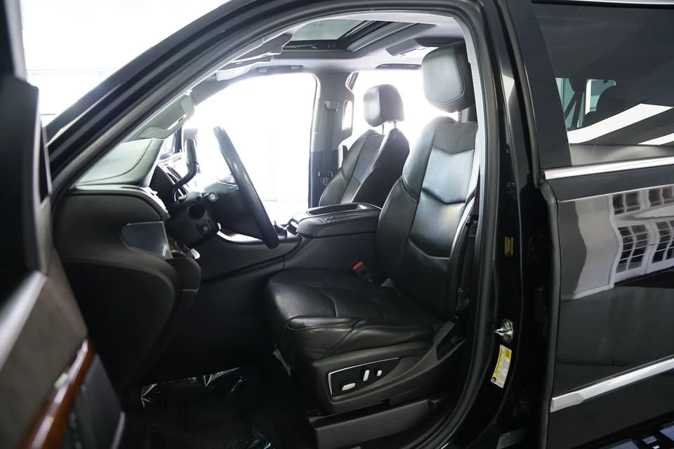 2016 Cadillac Escalade 4th Gen - Image 9 of 19