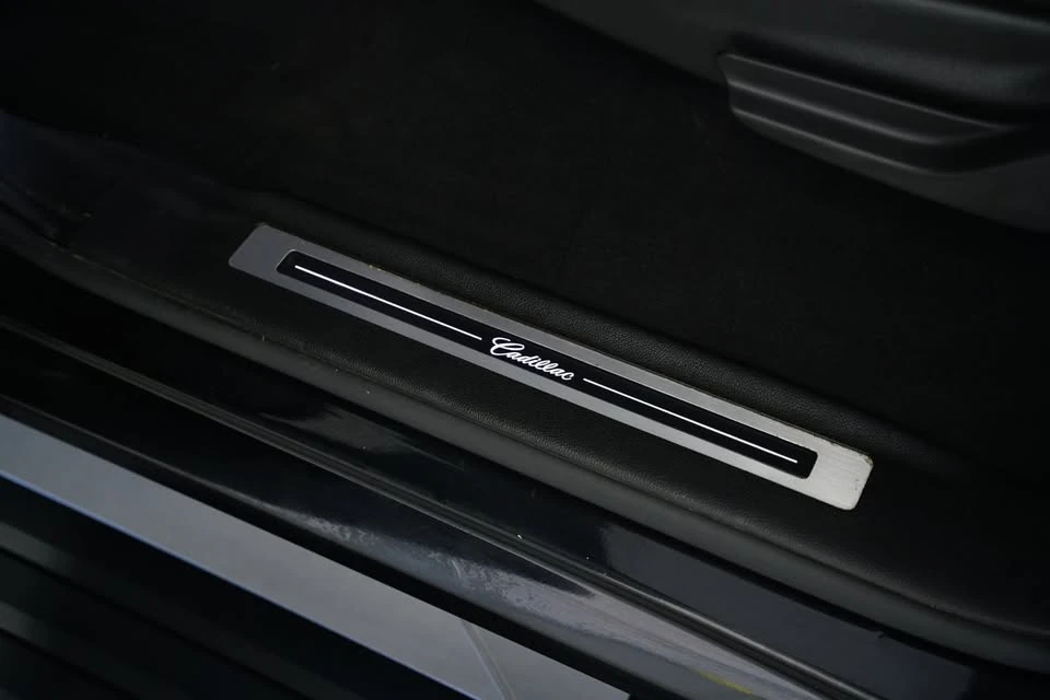 2016 Cadillac Escalade 4th Gen - Image 19 of 19