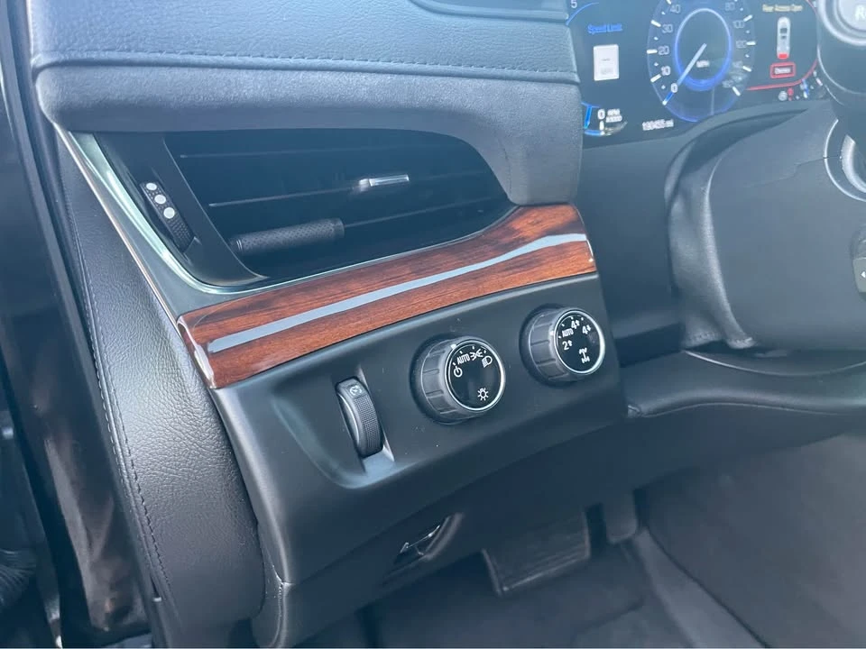 2016 Cadillac Escalade 4th Gen - Image 5 of 16