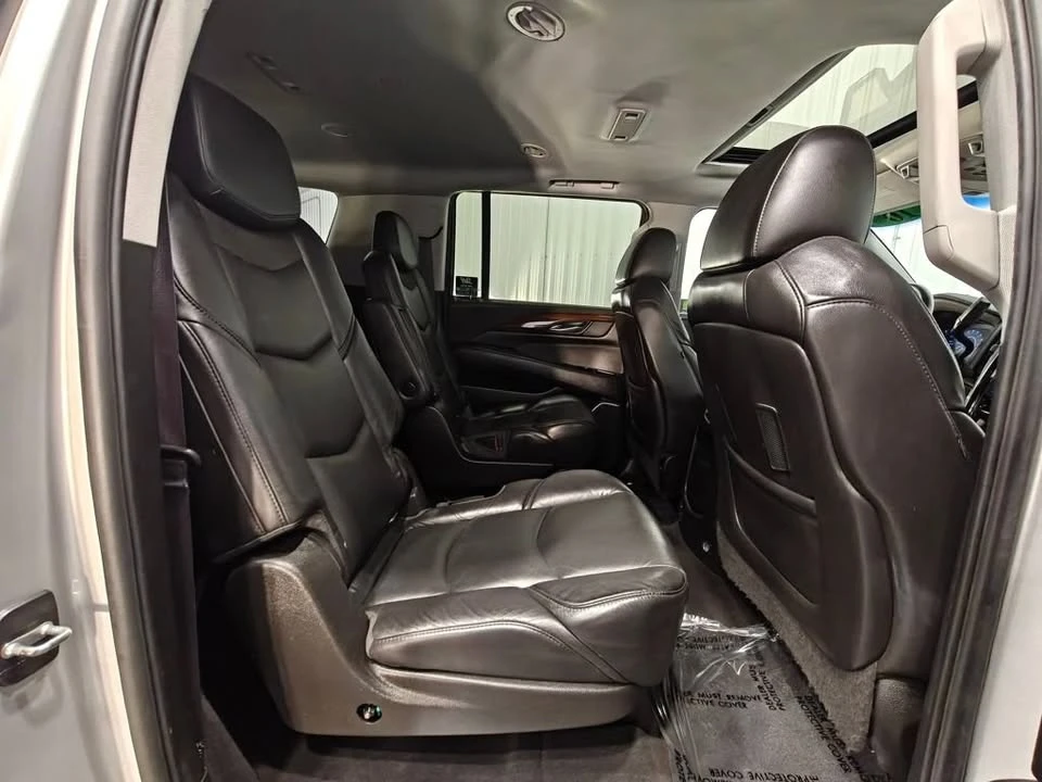 2016 Cadillac Escalade 4th Gen - Image 15 of 20