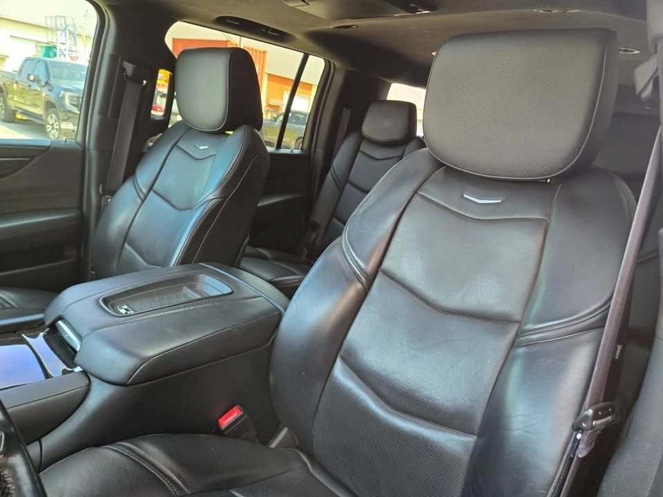 2016 Cadillac Escalade 4th Gen - Image 16 of 20