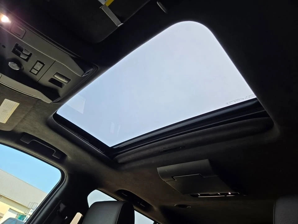 2016 Cadillac Escalade 4th Gen - Image 17 of 20
