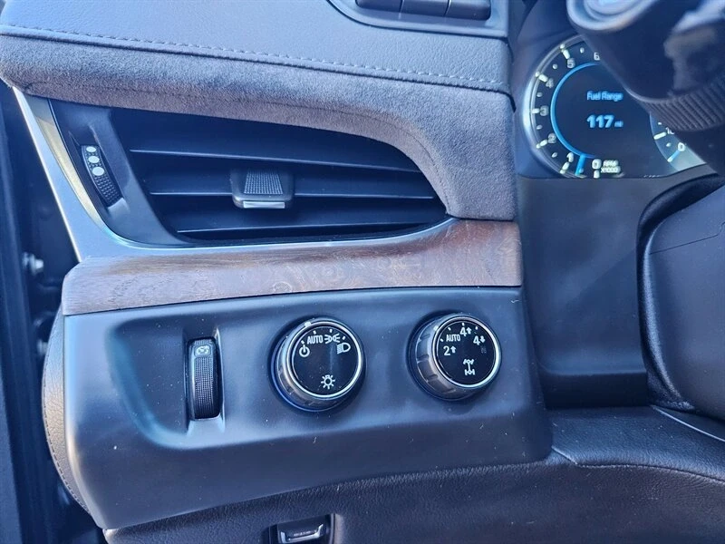 2016 Cadillac Escalade 4th Gen - Image 18 of 20