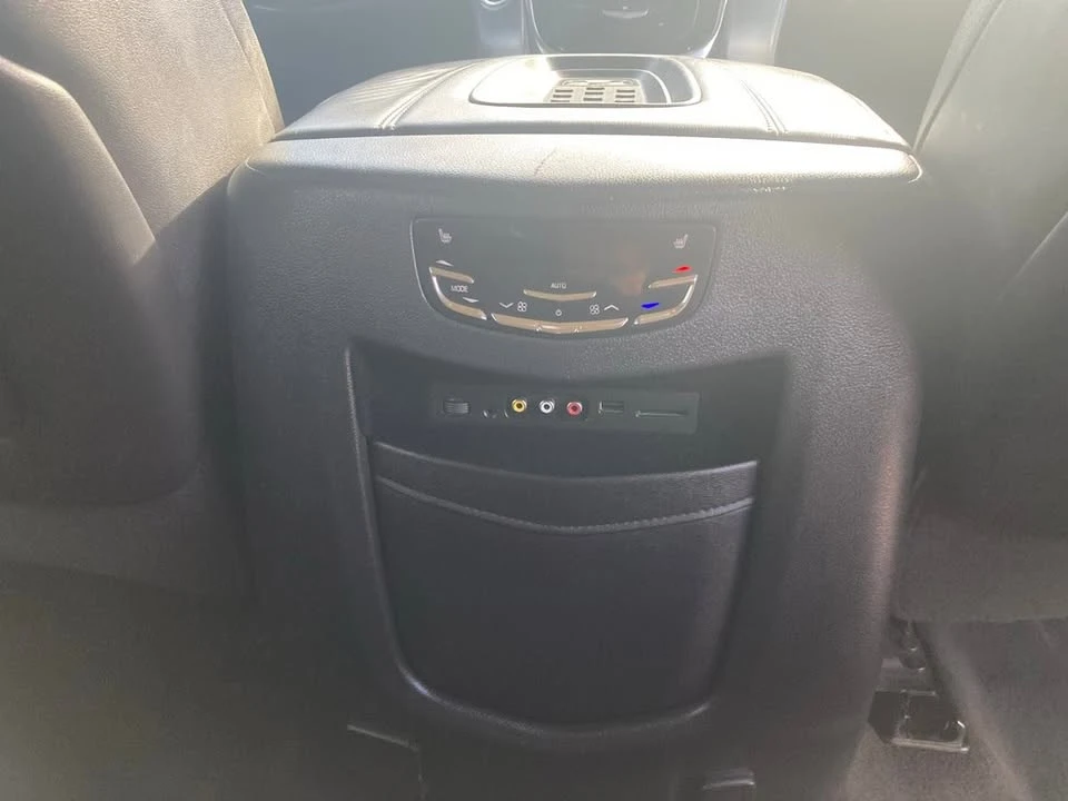 2016 Cadillac Escalade 4th Gen - Image 13 of 20