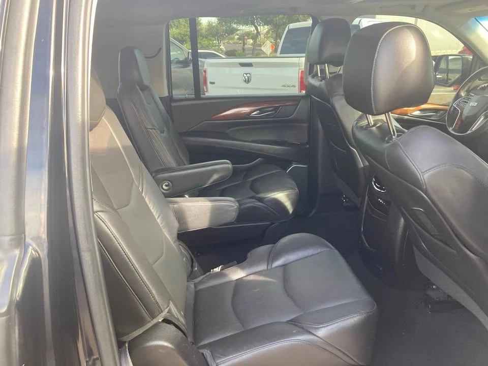 2016 Cadillac Escalade 4th Gen - Image 9 of 20
