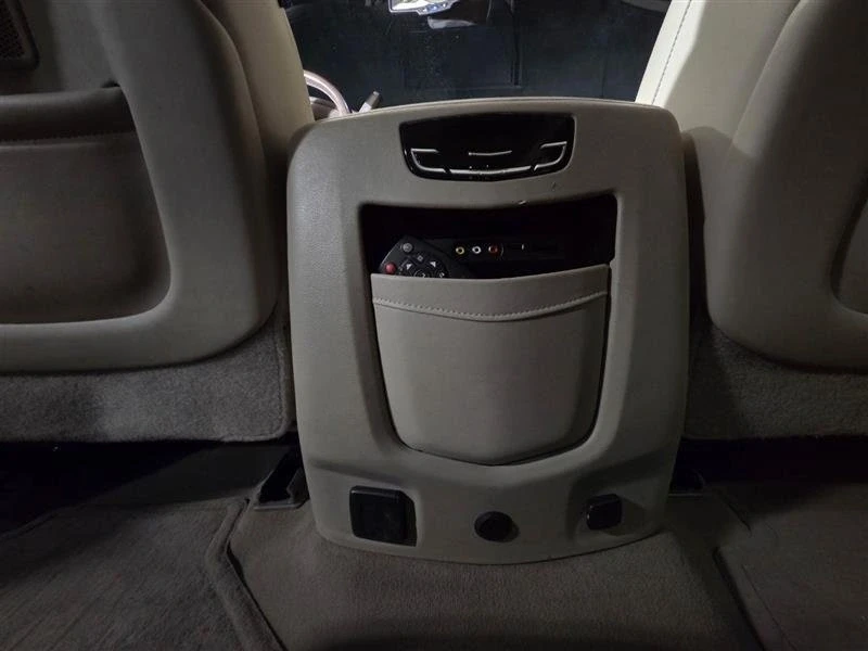 2016 Cadillac Escalade 4th Gen - Image 14 of 14