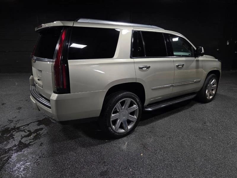 2016 Cadillac Escalade 4th Gen - Image 12 of 15