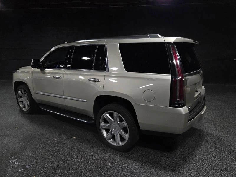 2016 Cadillac Escalade 4th Gen - Image 5 of 14