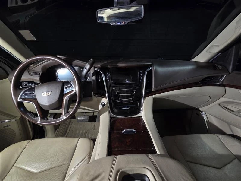 2016 Cadillac Escalade 4th Gen - Image 4 of 15