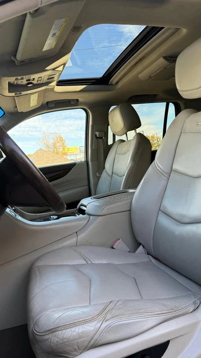 2016 Cadillac Escalade 4th Gen - Image 9 of 19