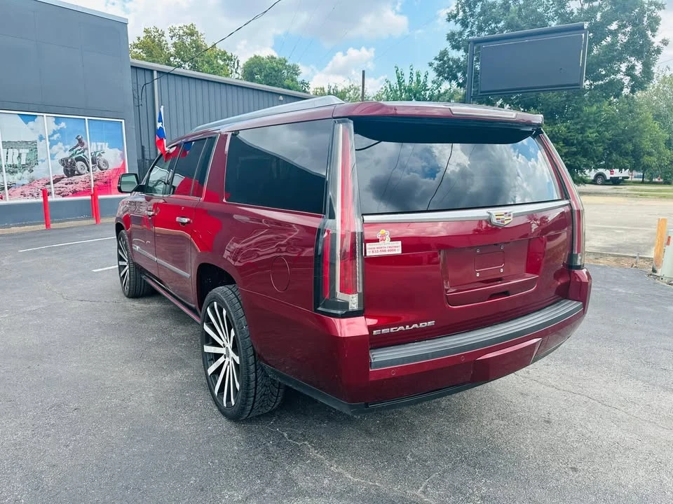2016 Cadillac Escalade 4th Gen - Image 4 of 7