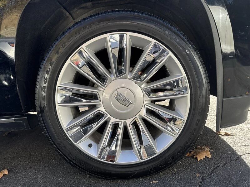 2016 Cadillac Escalade 4th Gen - Image 9 of 18