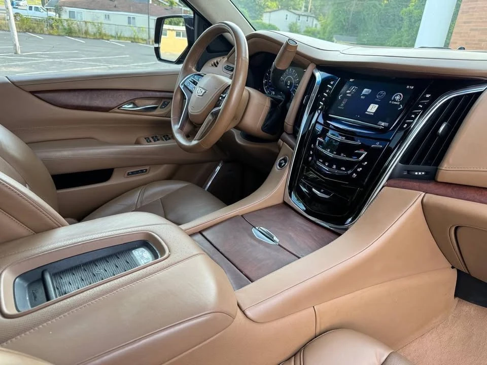 2016 Cadillac Escalade 4th Gen - Image 11 of 20