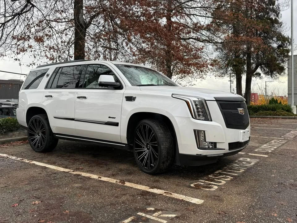 2016 Cadillac Escalade 4th Gen - Image 4 of 11