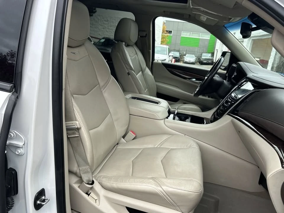 2016 Cadillac Escalade 4th Gen - Image 2 of 11