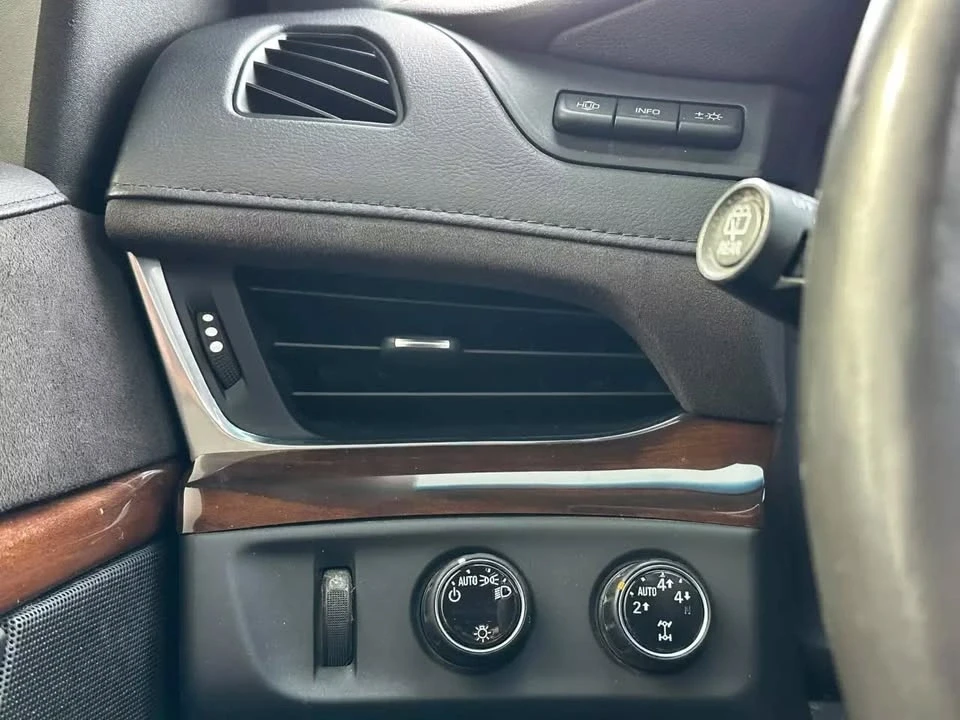 2016 Cadillac Escalade 4th Gen - Image 16 of 20