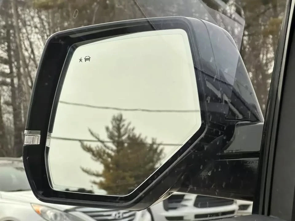 2016 Cadillac Escalade 4th Gen - Image 15 of 20