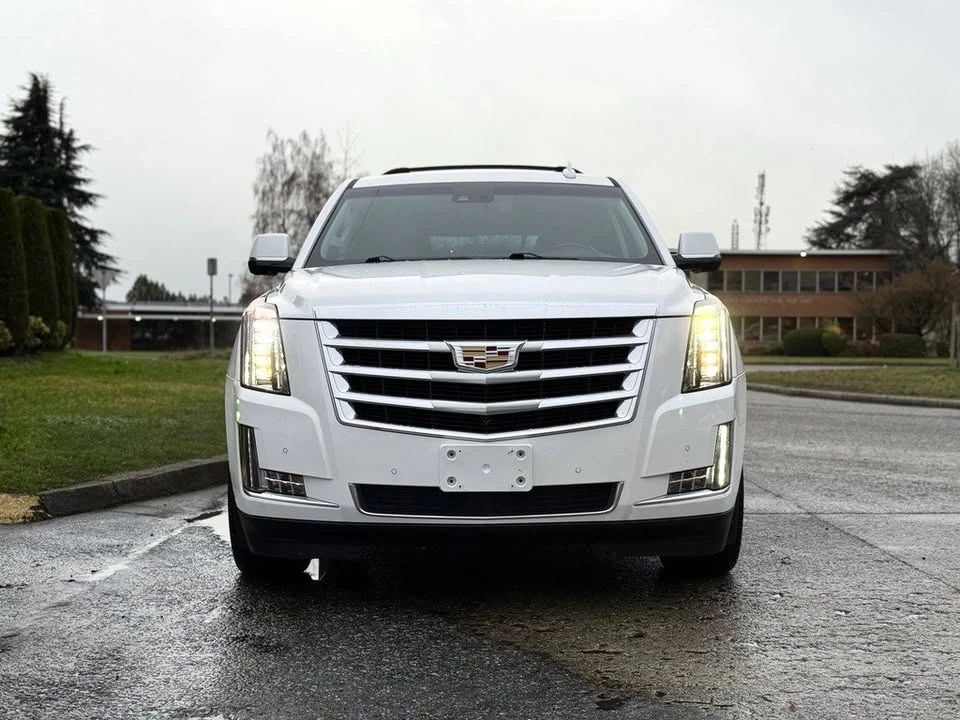 2016 Cadillac Escalade 4th Gen - Image 9 of 18