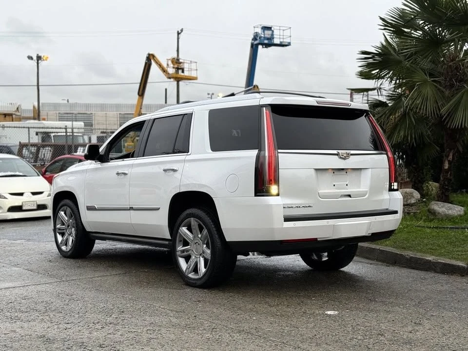 2016 Cadillac Escalade 4th Gen - Image 5 of 18