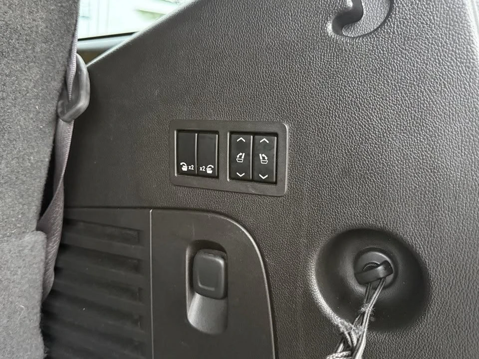 2016 Cadillac Escalade 4th Gen - Image 14 of 20