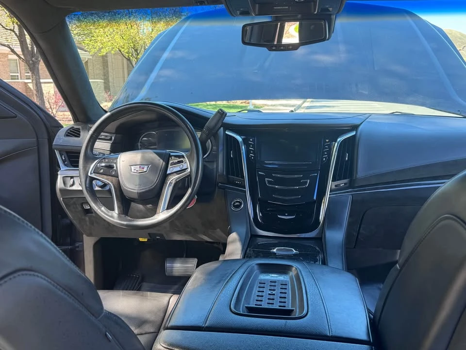 2016 Cadillac Escalade 4th Gen - Image 15 of 20