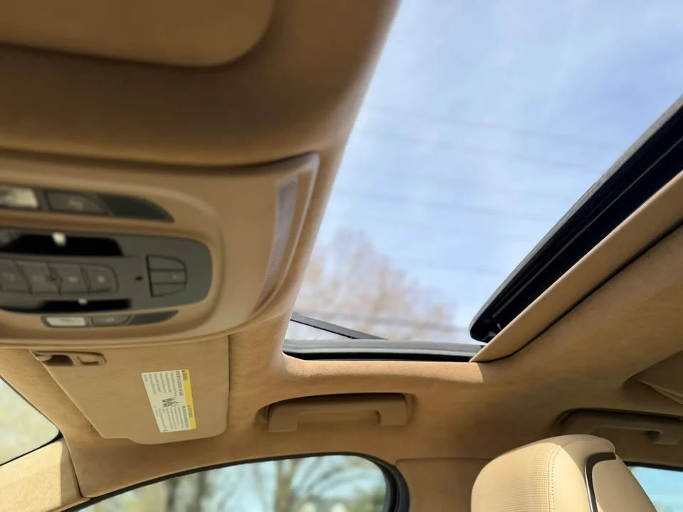 2016 Cadillac CT6 - Image 19 of 20
