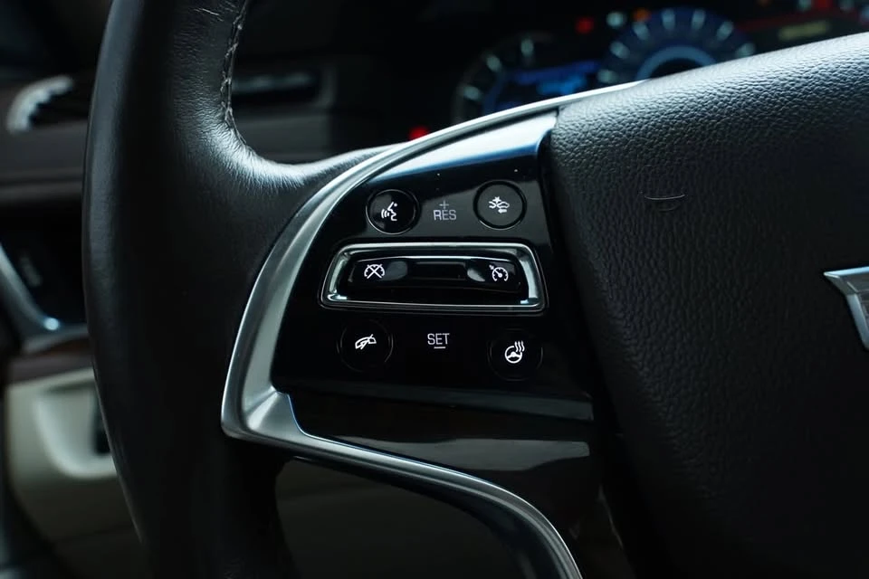 2016 Cadillac Escalade 4th Gen - Image 9 of 19