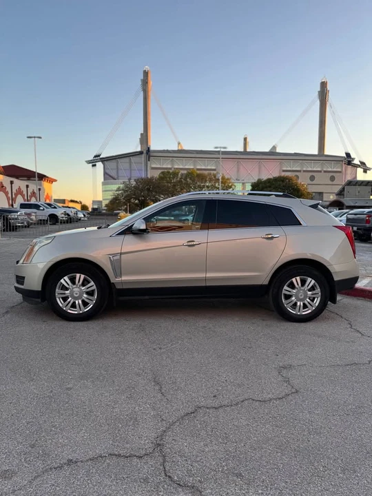 2016 Cadillac SRX - Image 2 of 11