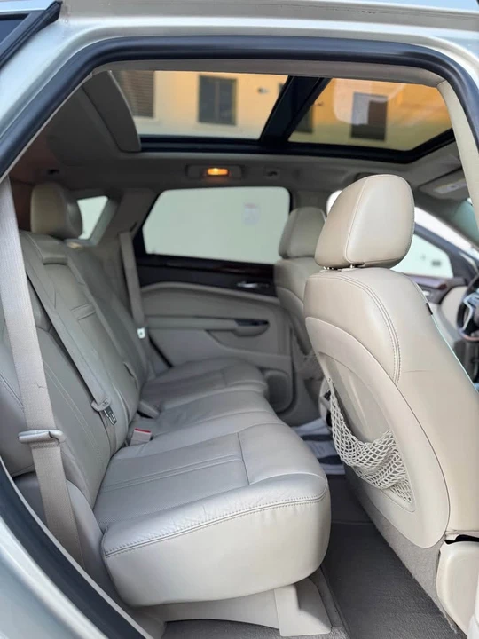 2016 Cadillac SRX - Image 9 of 11