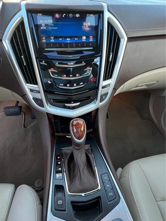 2016 Cadillac SRX - Image 11 of 17