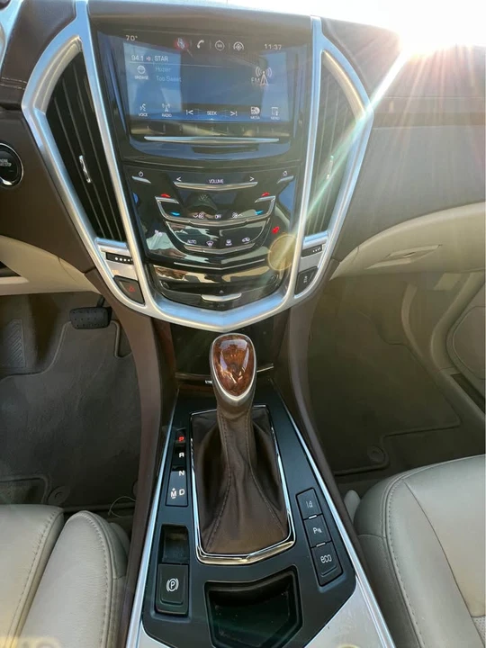 2016 Cadillac SRX - Image 16 of 18