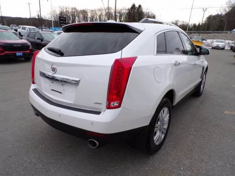 2016 Cadillac SRX - Image 8 of 20