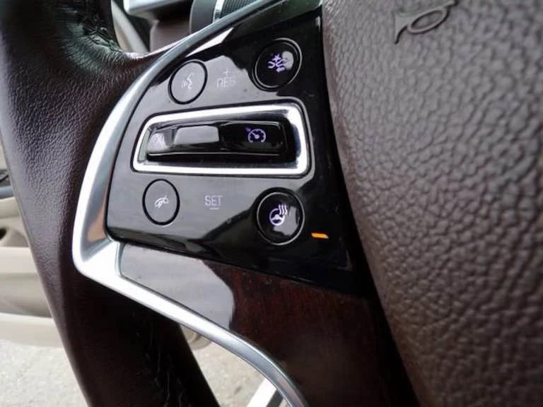 2016 Cadillac SRX - Image 16 of 20