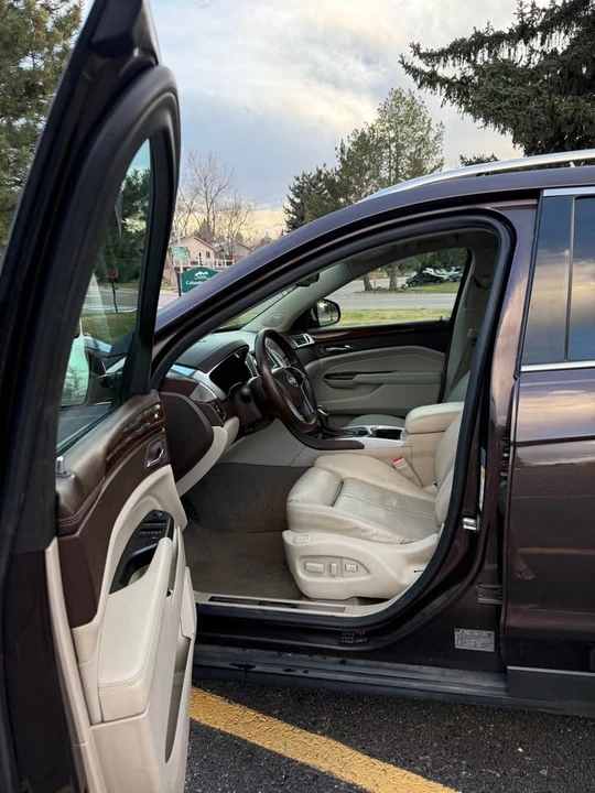 2016 Cadillac SRX - Image 17 of 20