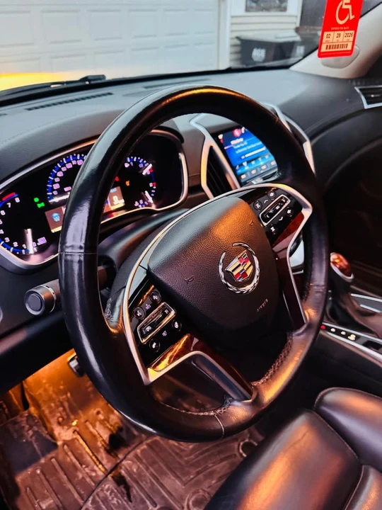 2016 Cadillac SRX - Image 11 of 20