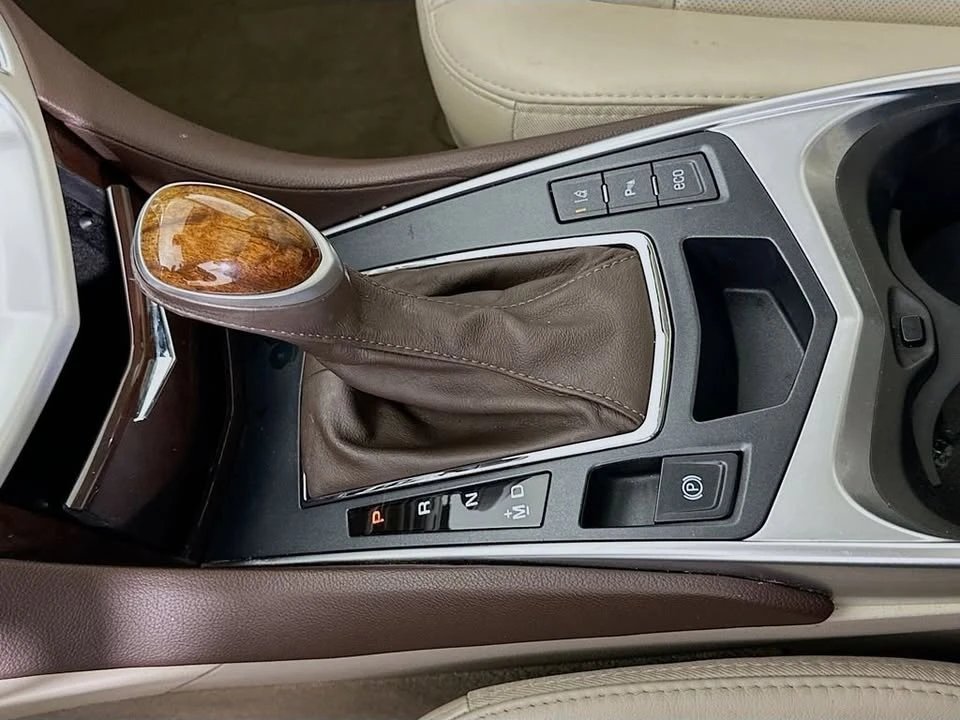 2016 Cadillac SRX - Image 14 of 16