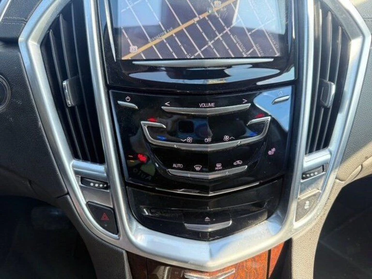 2016 Cadillac SRX - Image 9 of 13