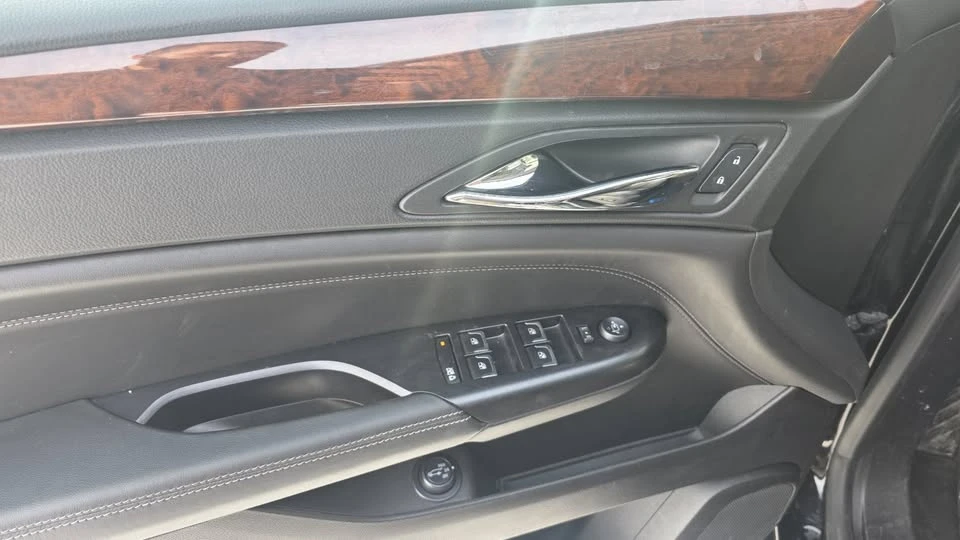 2016 Cadillac SRX - Image 8 of 16