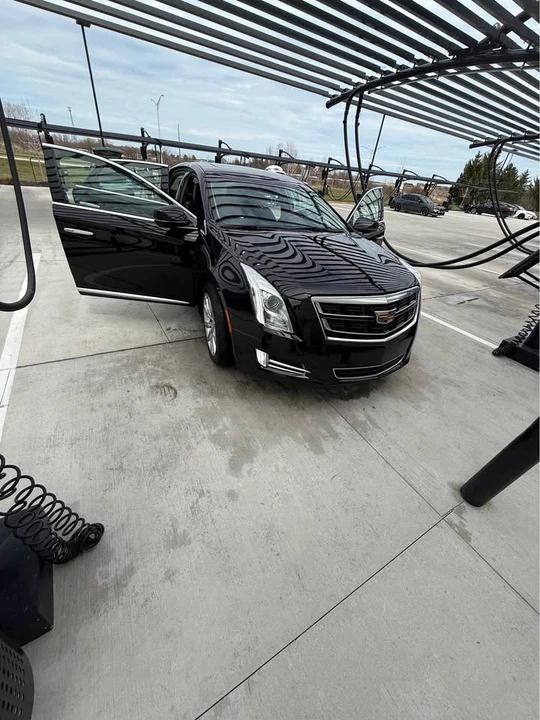 2016 Cadillac XT4 - Image 3 of 3