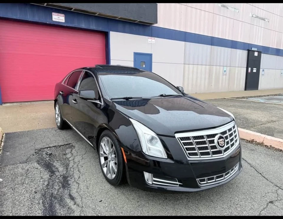 2016 Cadillac XT4 - Image 2 of 4