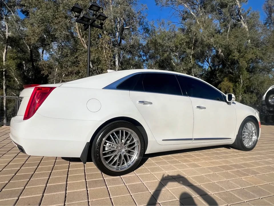 2016 Cadillac XTS - Image 2 of 11