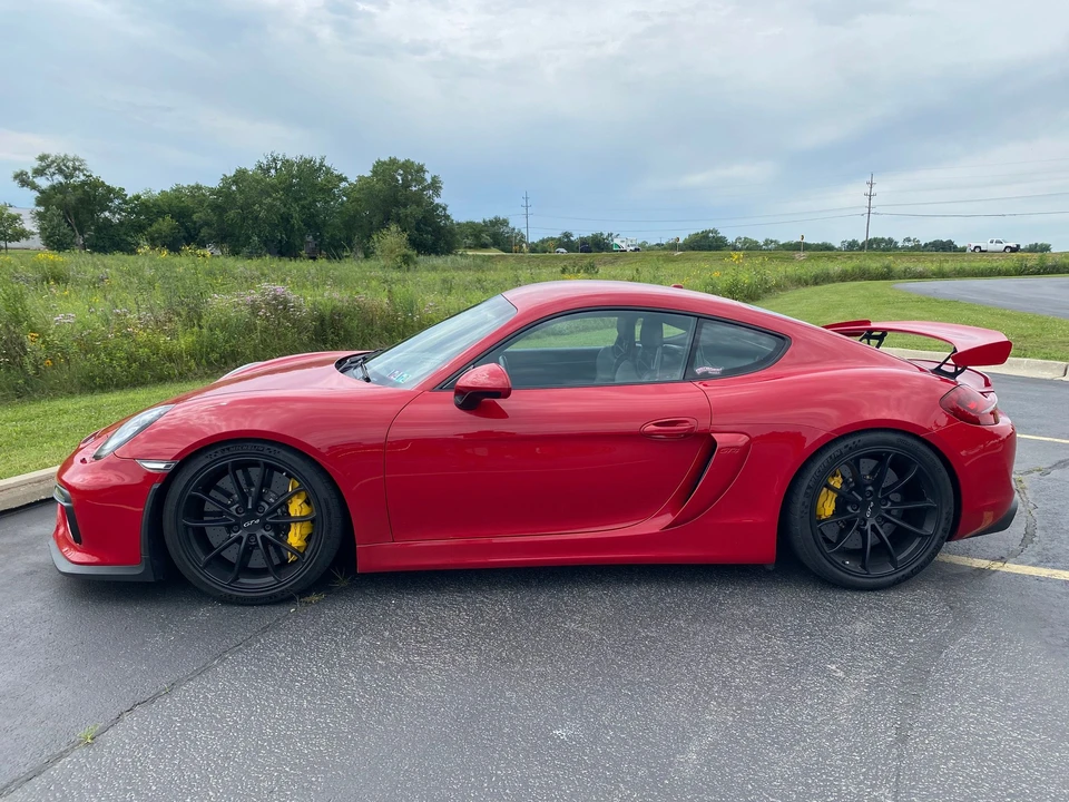 2016 Porsche 981 Cayman GT4 - Image 4 of 9