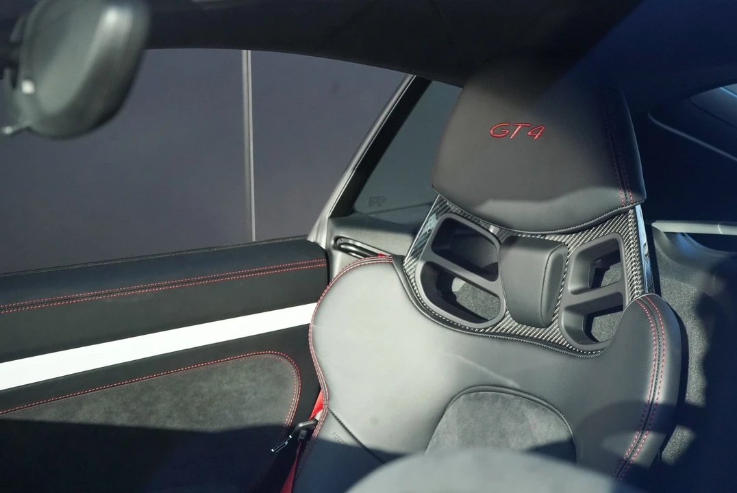 2016 Porsche 981 Cayman GT4 - Image 12 of 14