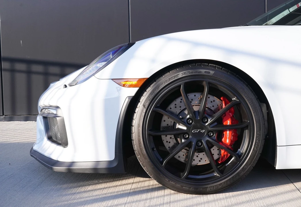 2016 Porsche 981 Cayman GT4 - Image 6 of 14