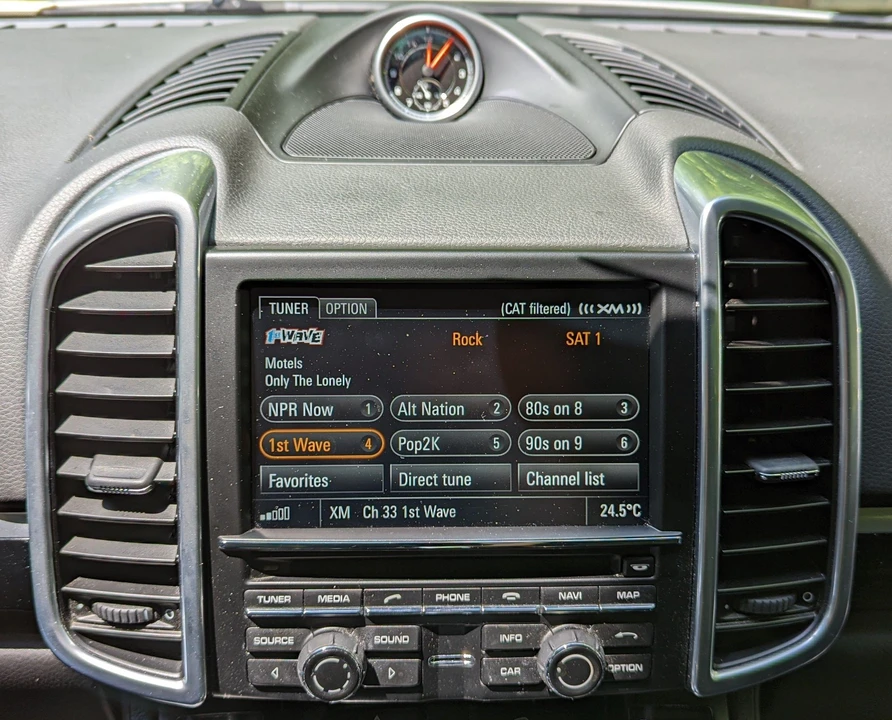 2016 Porsche 958 Cayenne - Image 16 of 31