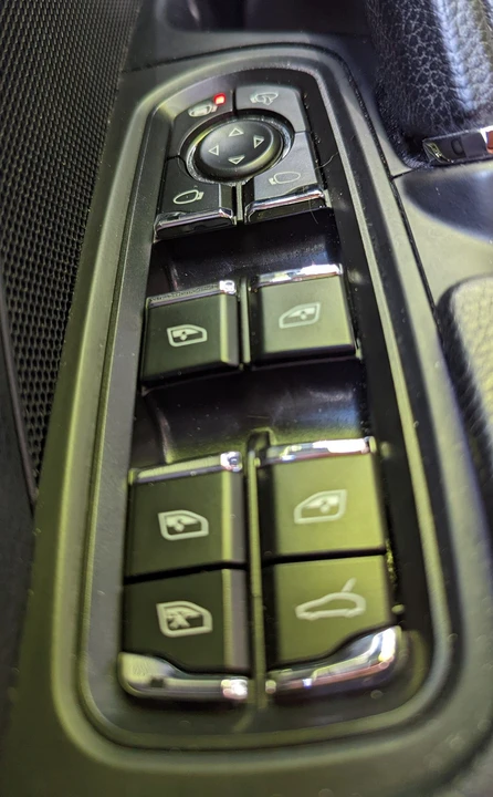 2016 Porsche 958 Cayenne - Image 22 of 31